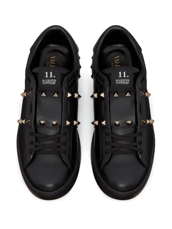 Valentino Garavani
Rocksted Untitled Leather Sneakers