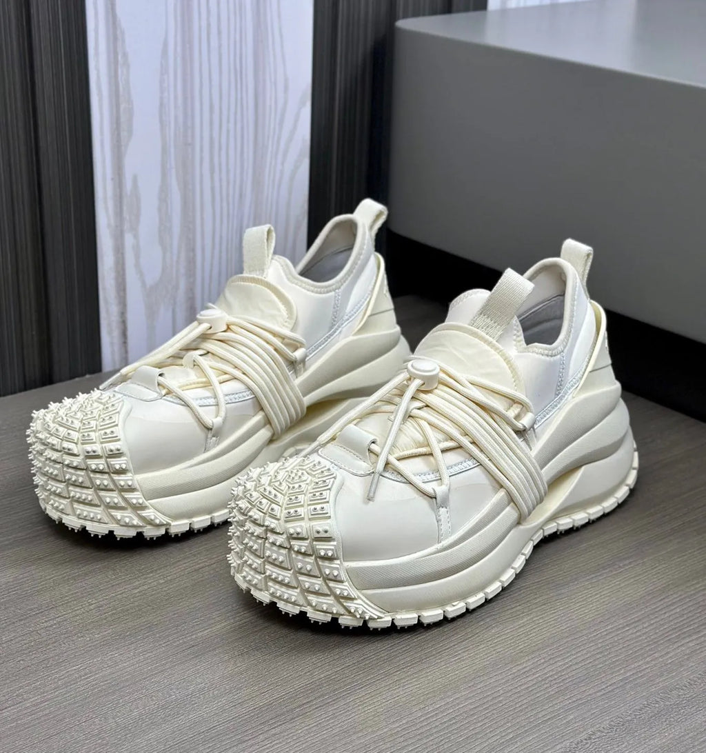 Emporio Armani
Lace-up sneakers